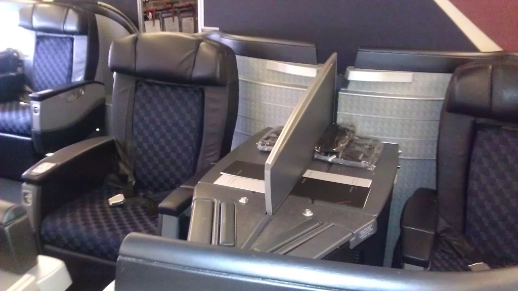 aa boeing 777-200 first class reviews
