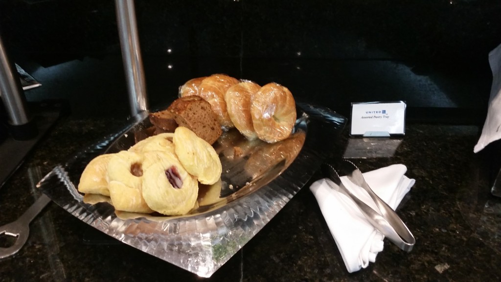 united airlines global first class lounge chicago ohare