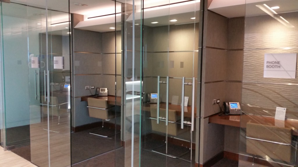 united club review chicago ohare airport