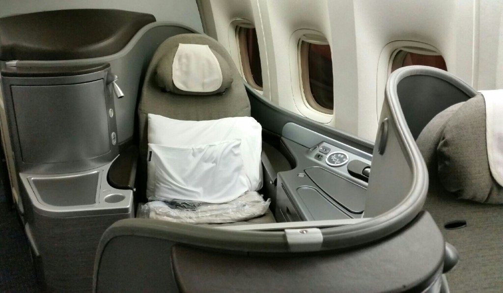 united 777 global first class 