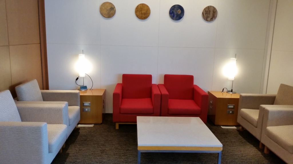 cathay pacific lounge tokyo narita