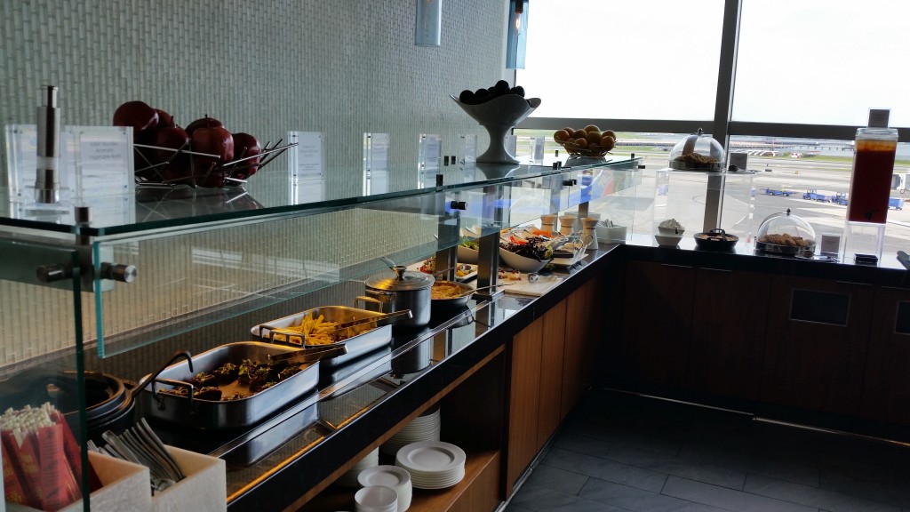 amex centurion lounge lga new york laguardia