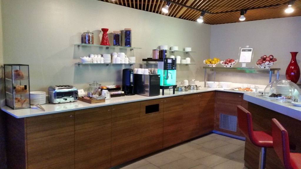 laguardia air canada lounge 