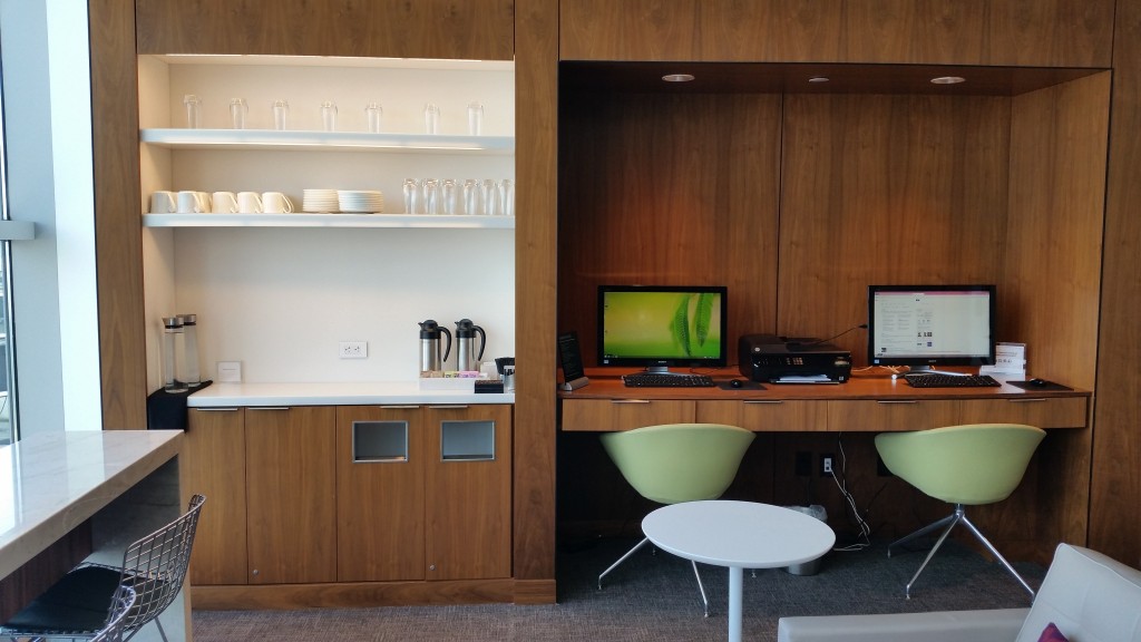 american express centurion lounge lga