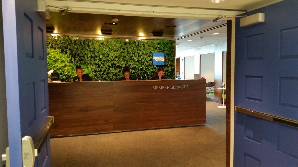 amex centurion lounge lga