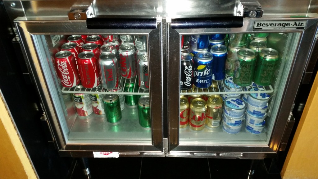 united club LaGuardia 20150803_131125