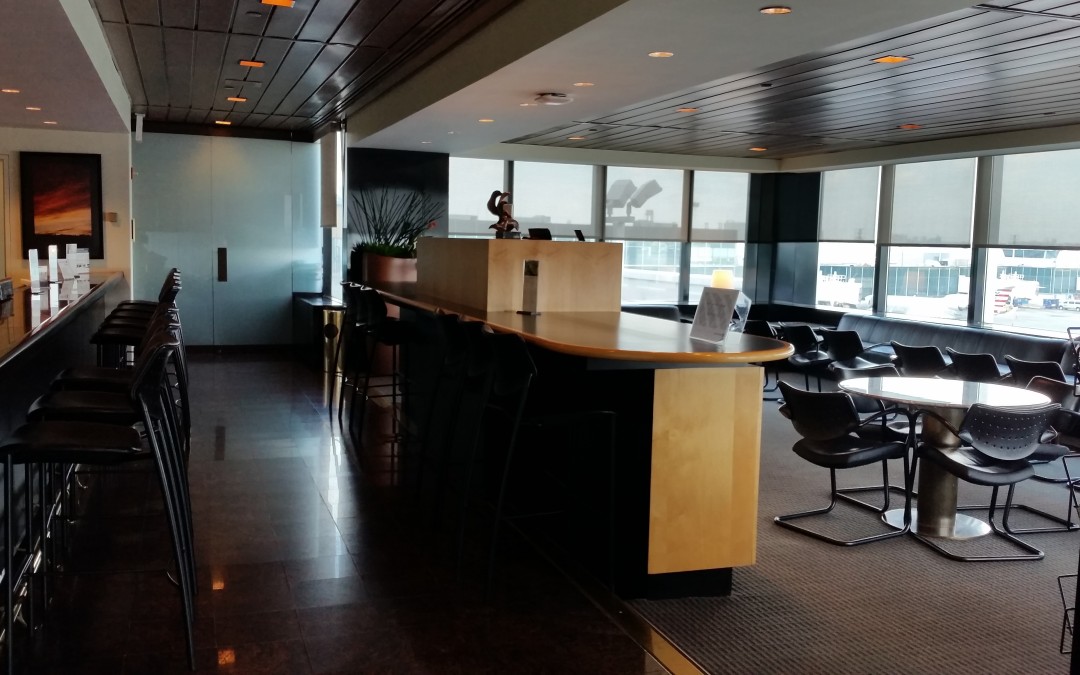 Review: United Club Lounge – New York LaGuardia