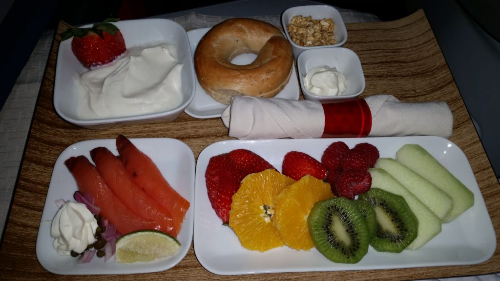 airbus a330-300 delta first class reviews HNL to MSP