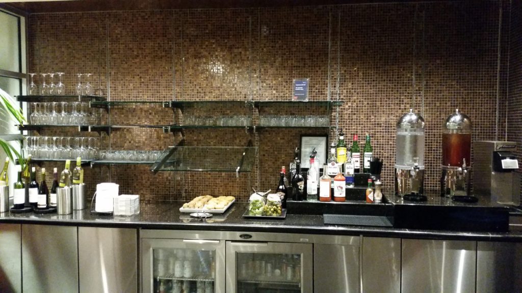 Delta sky club msp concourse C