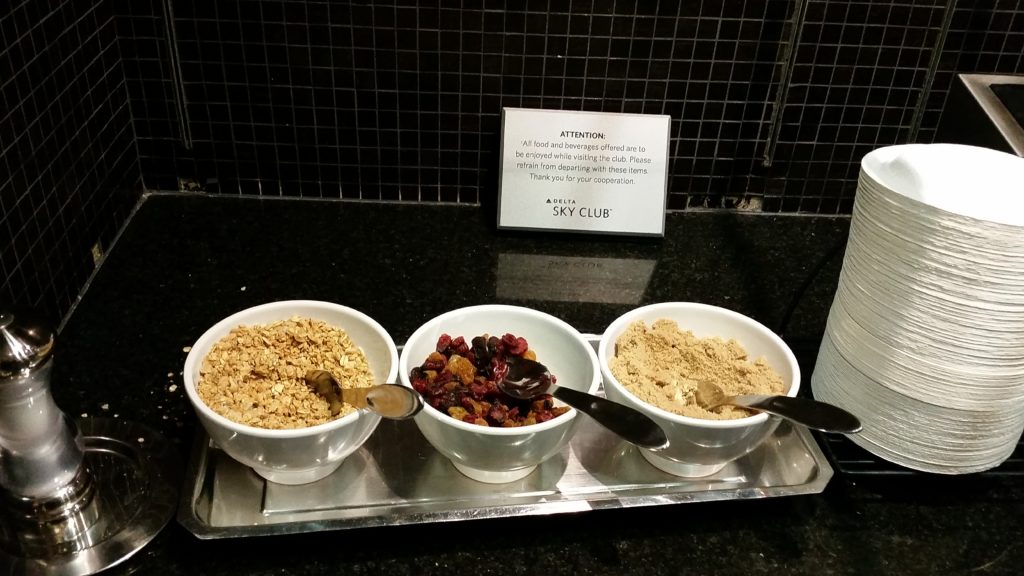 Delta sky club msp concourse C reviews