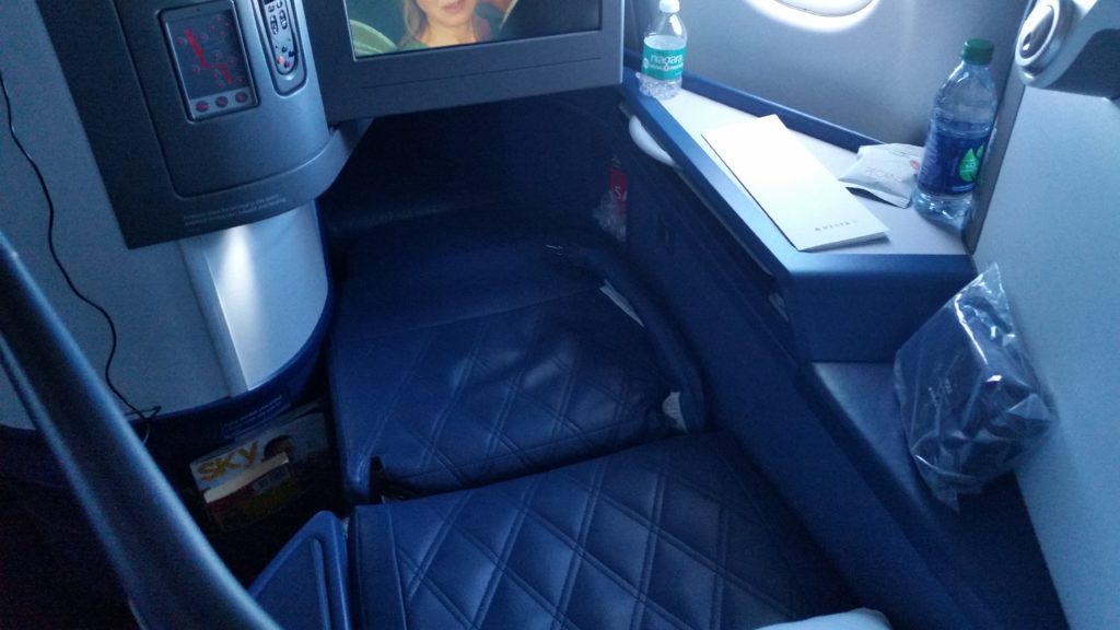 delta lie flat seats to Hawaii 