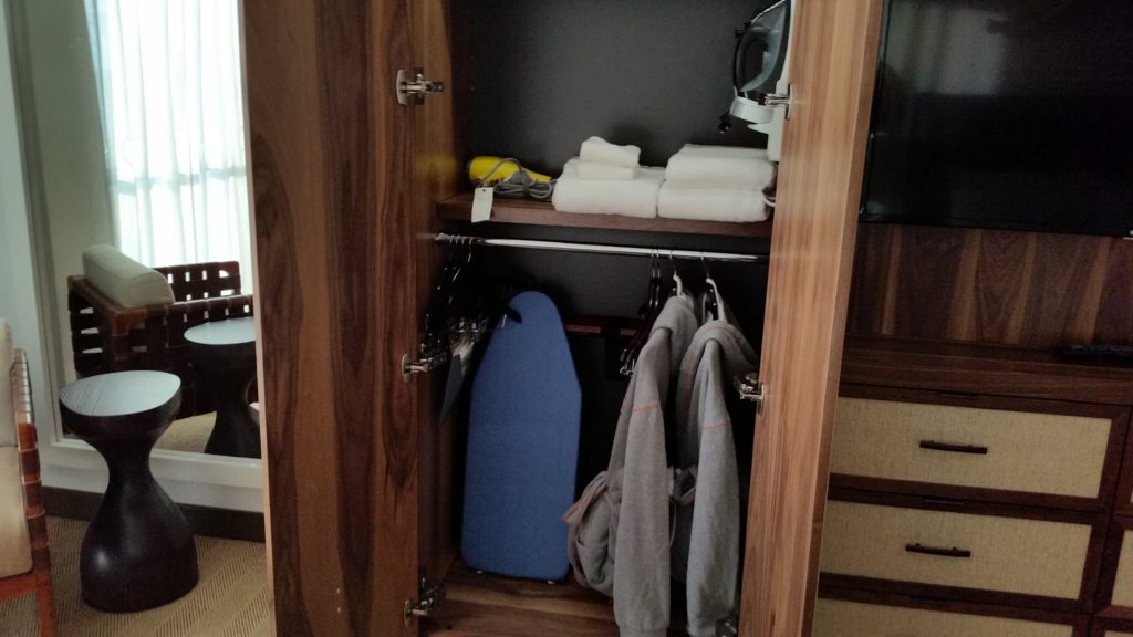 Hyatt Centric Waikiki reviews