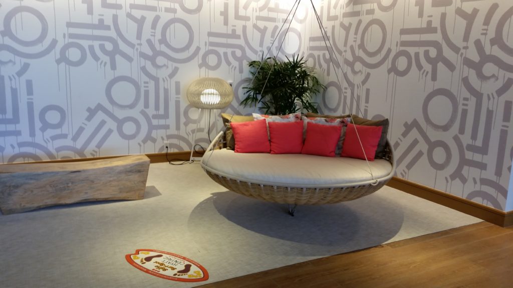 Hyatt Centric Waikiki reviews