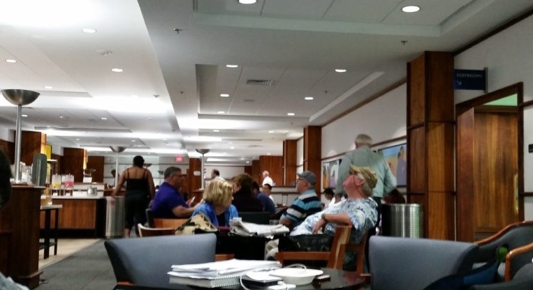 delta sky club honolulu airport review