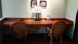 iass hawaii lounge review priority pass lounge hnl
