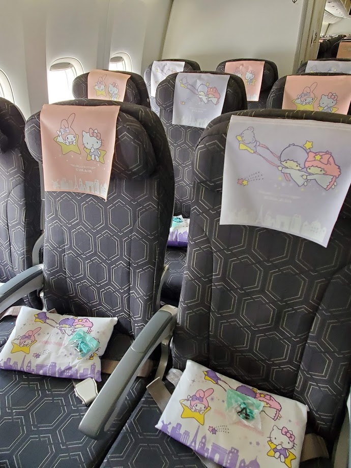 EVA Air Boeing 777-300ER economy class review